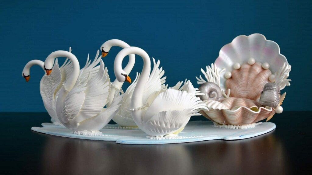 sugar swan and seashell carriage5serdar yener