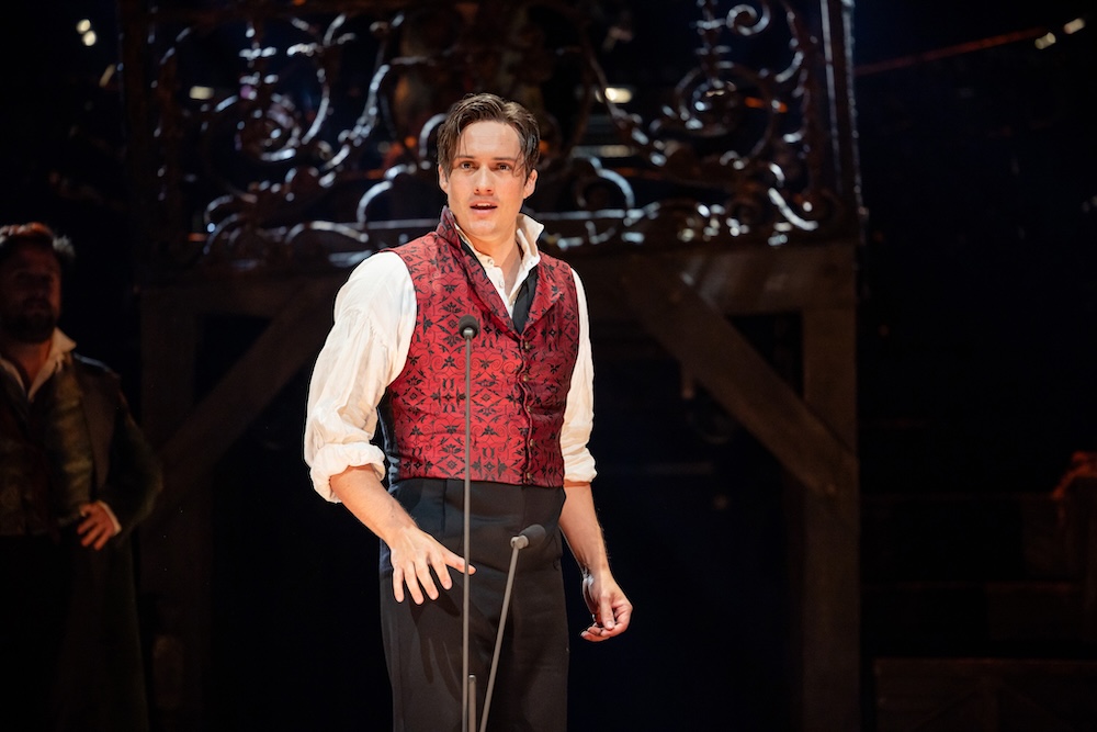 Think you've seen Les Miserables? You've never seen it like this 4 LES MISERABLES THE ARENA SPECTACULAR Sydney 2025 James D Gish Photo credit Daniel Boud