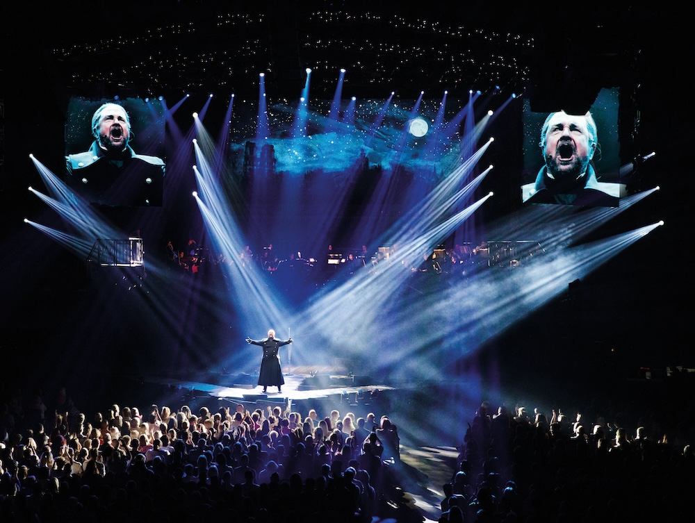 Think you've seen Les Miserables? You've never seen it like this 1 LES MISERABLES THE ARENA SPECTACULAR. Javert Michael Ball photograph by Danny Kaan