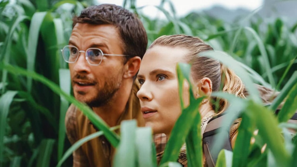 Jurassic World: Rebirth knows what you came for 1 We know you're here for Jonathan Bailey's sexy little glasses.