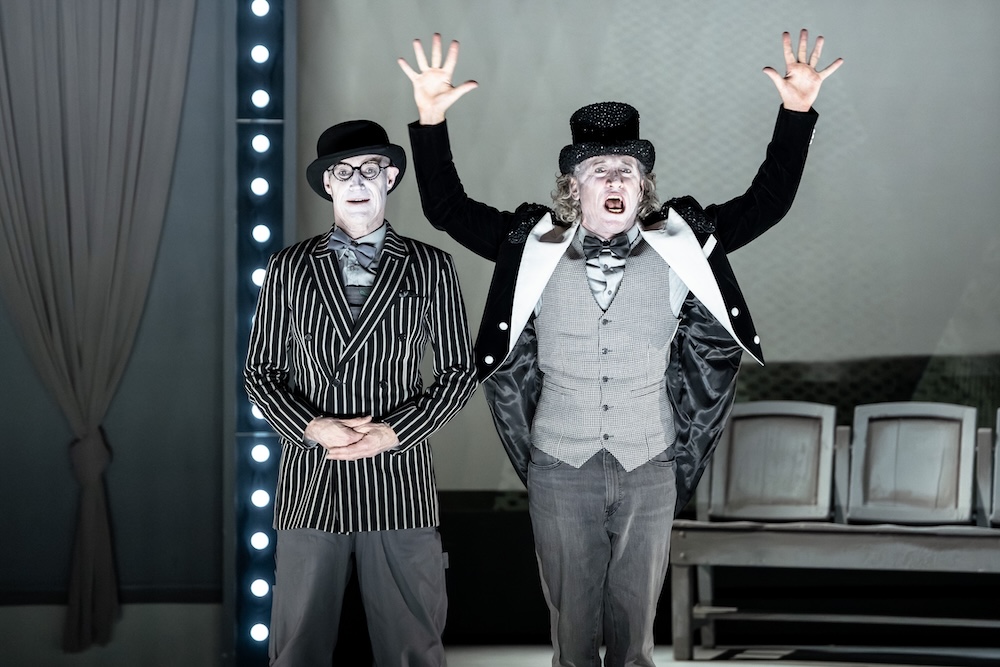 Hitchcock, hilarity and hijinks: The 39 Steps delights at QPAC 1 Shane Dundas and David Collins in THE 39 STEPS c Cameron Grant